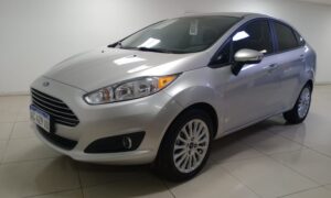 FORD FIESTA KINETIC OESIGN ATTRACTION 4P 1,6 SE PLUS 2013