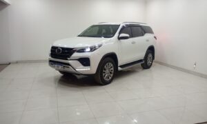 TOYOTA HILUX SW4 5P 2,8 TDi SRX 4X4 7/A