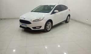 FORD FOCUS KINETIC DESIGN ATTRACTION	5 P 1,6 S